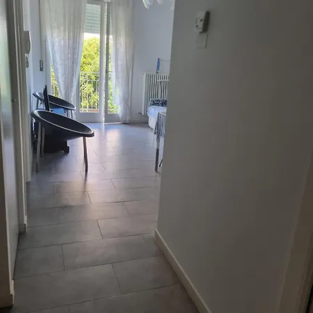 Apartment Vacanze Arena A *