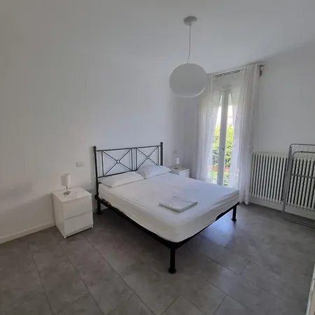 Lägenhet Vacanze Arena A